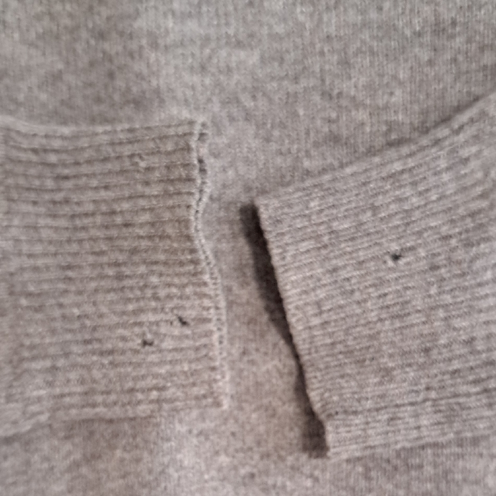 3/$10 💫 J. Crew Charcoal Knit Sweater Small - Picture 5 of 5